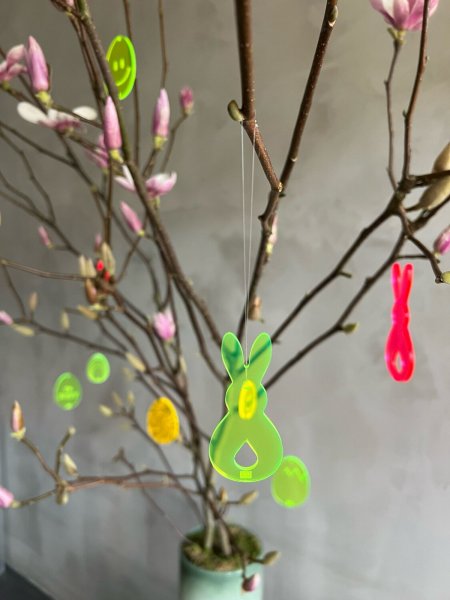 BUNNY Deko Anhänger Hase aus leuchtendem Acrylglas